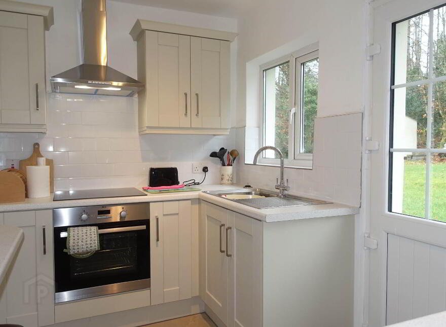 14 Crillan Road, Kesh, Enniskillen, BT93 1BN