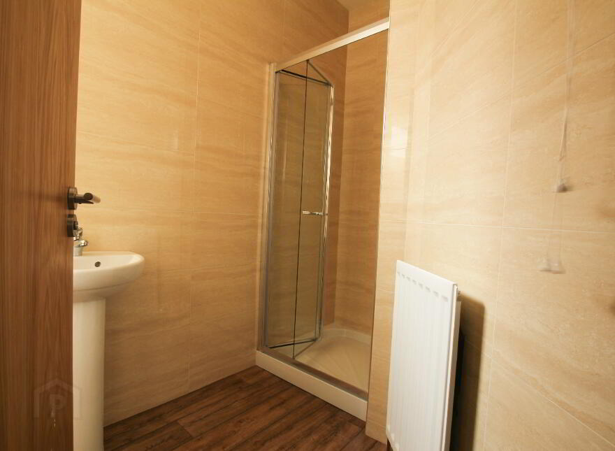 WOODSTOCK ROAD - Double Bedroom To Let, Shared House, Belfast, BT6 8PW