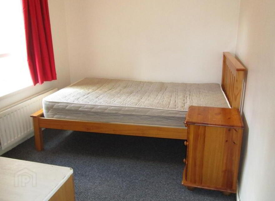 WOODSTOCK ROAD - Double Bedroom To Let, Shared House, Belfast, BT6 8PW