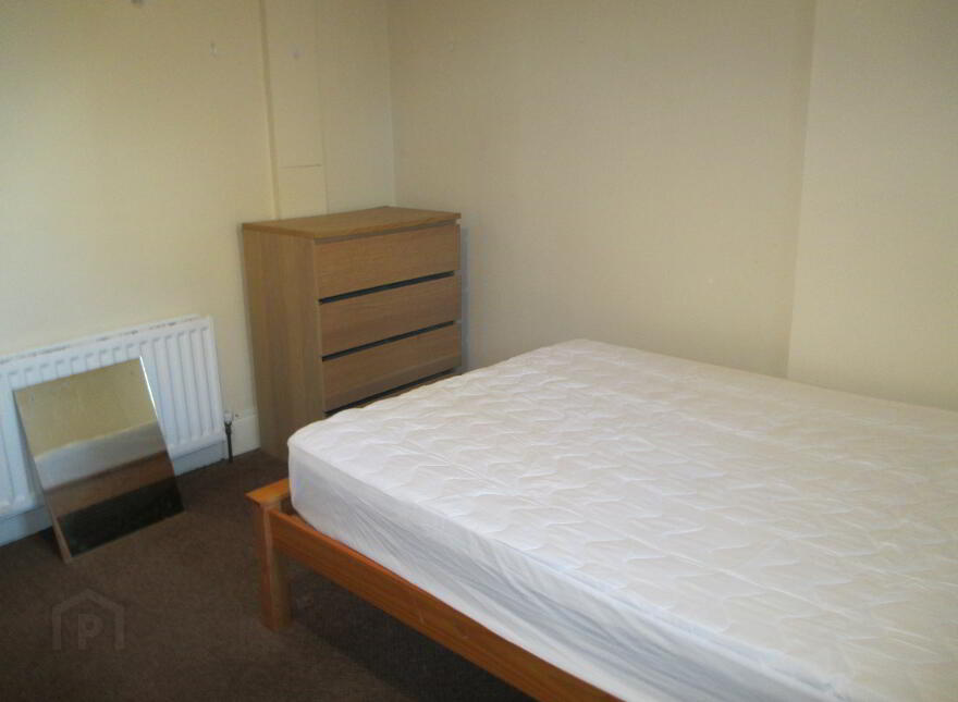 WOODSTOCK ROAD - Double Bedroom To Let, Shared House, Belfast, BT6 8PW