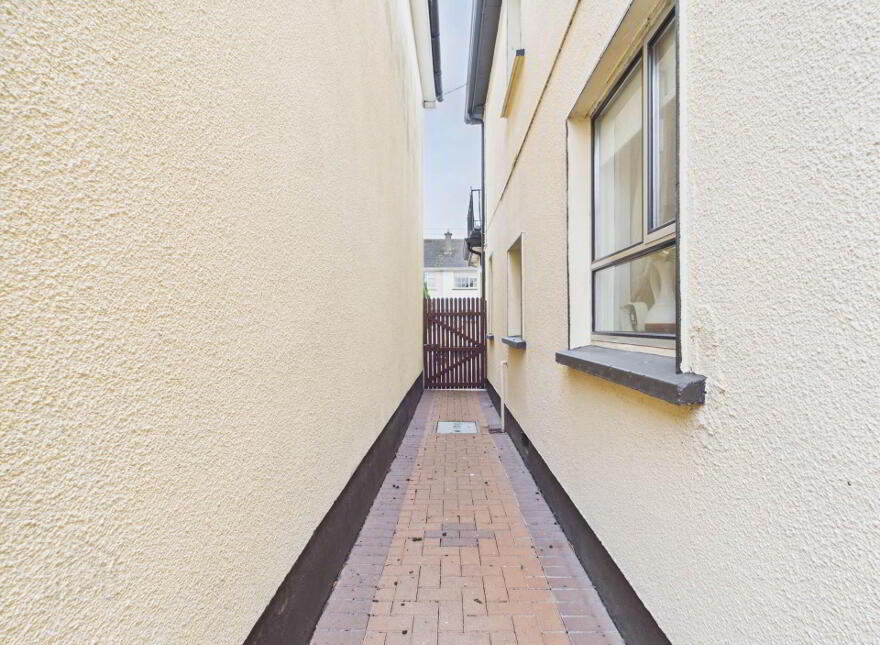 Hillview, Avondale Drive, Athy, R14ED98
