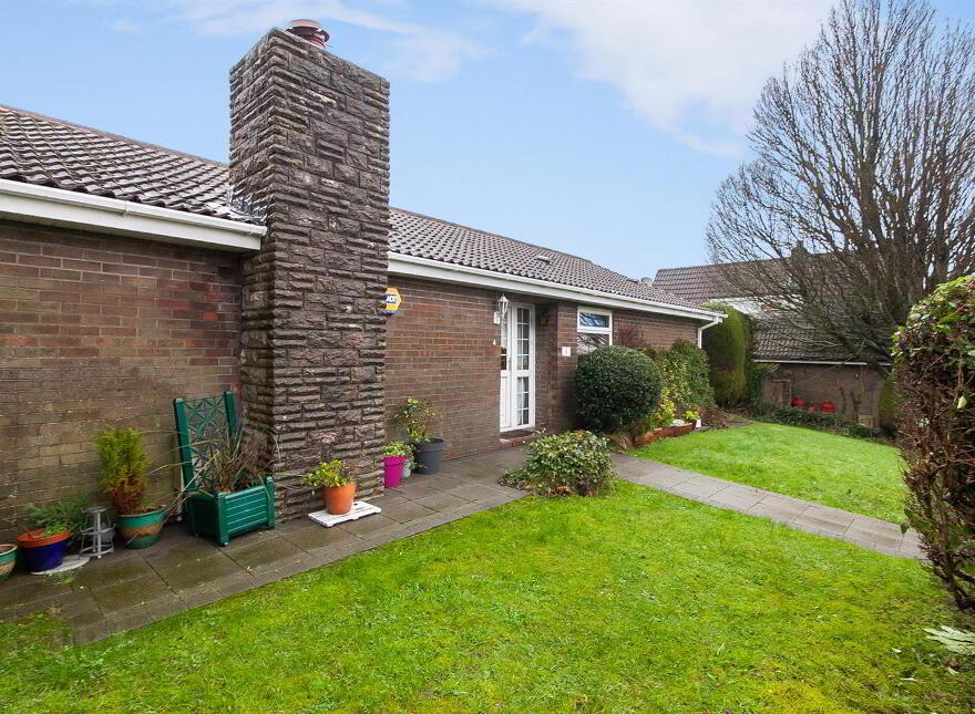 4 Vaddegan Road, Newtownabbey, BT36 7SW