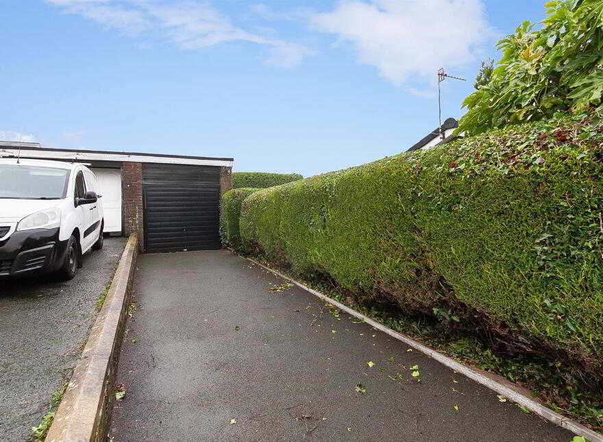 4 Vaddegan Road, Newtownabbey, BT36 7SW