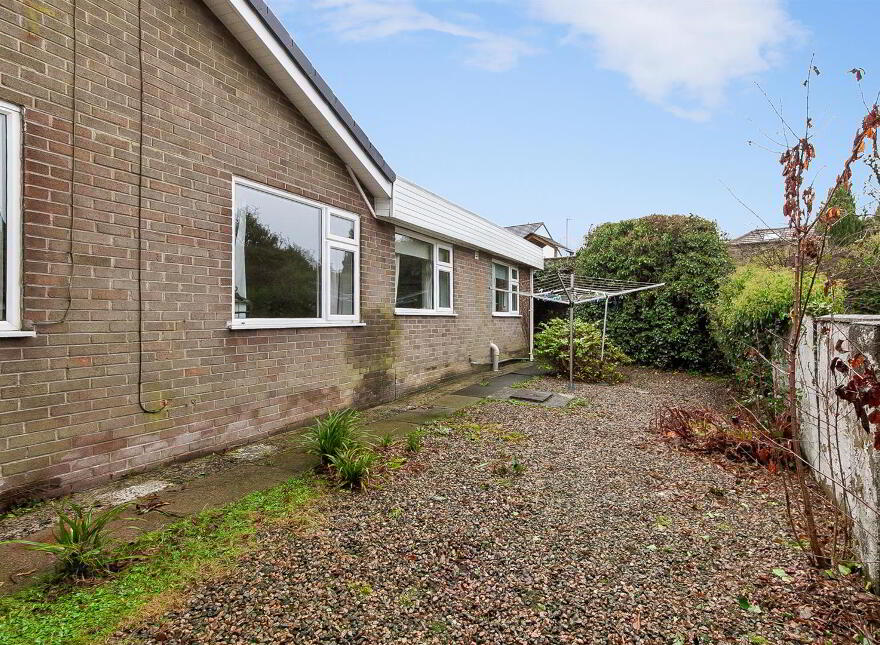 4 Vaddegan Road, Newtownabbey, BT36 7SW