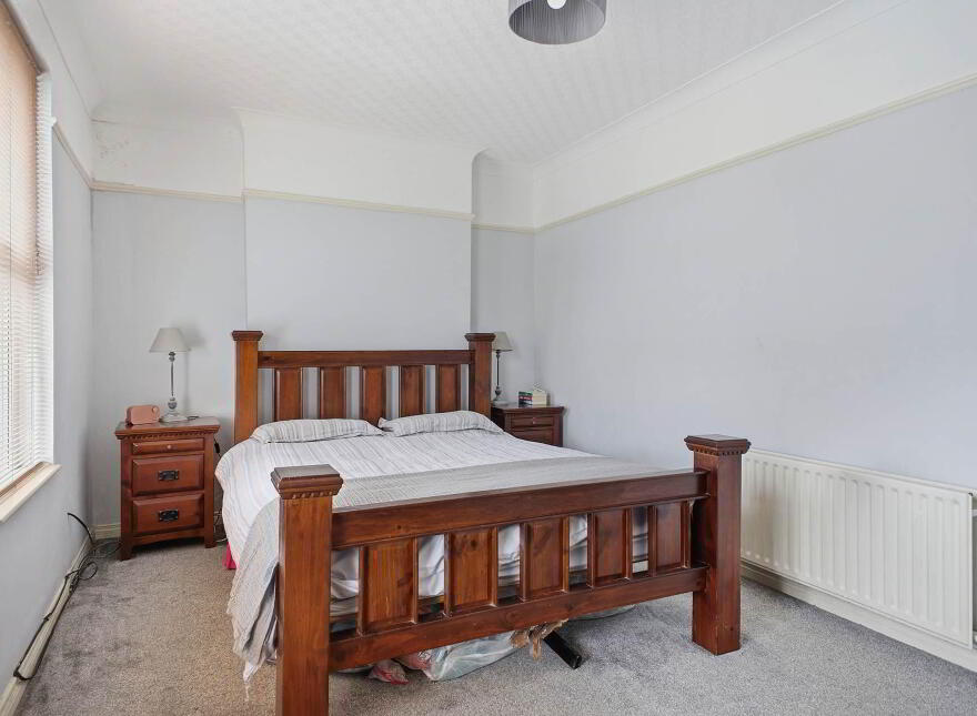 302 Woodstock Road, Belfast, BT6 9DN