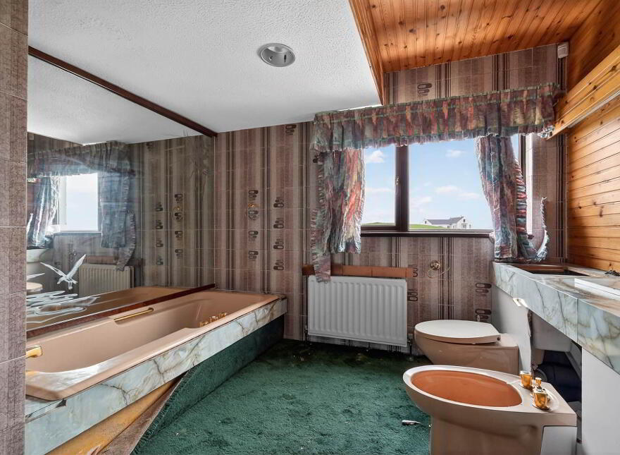 79 Dunluce Road, Portballintrae, Bushmills, BT57 8SJ