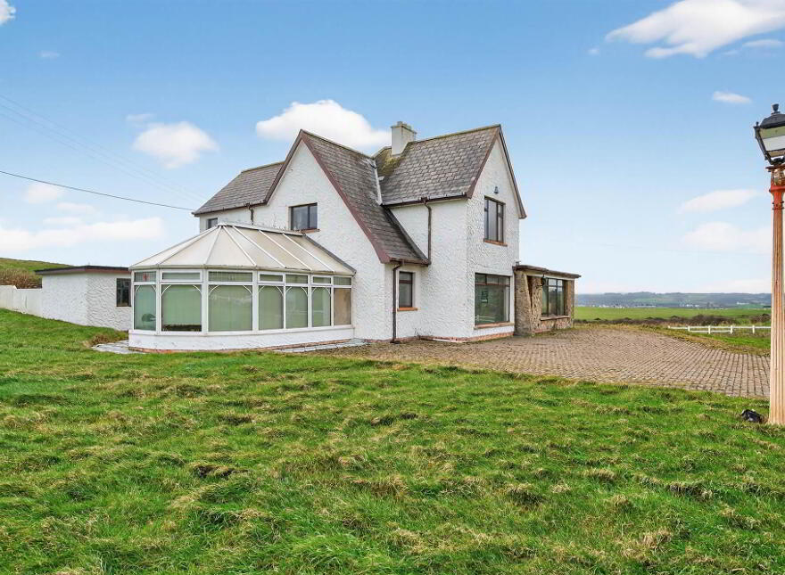 79 Dunluce Road, Portballintrae, Bushmills, BT57 8SJ