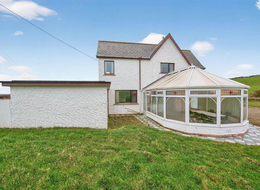 79 Dunluce Road, Portballintrae, Bushmills, BT57 8SJ
