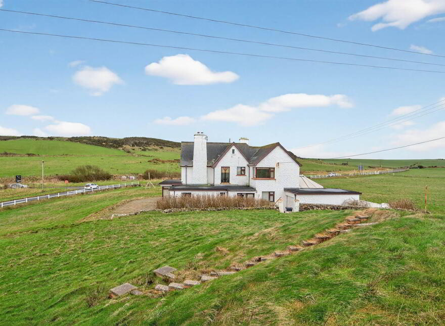 79 Dunluce Road, Portballintrae, Bushmills, BT57 8SJ