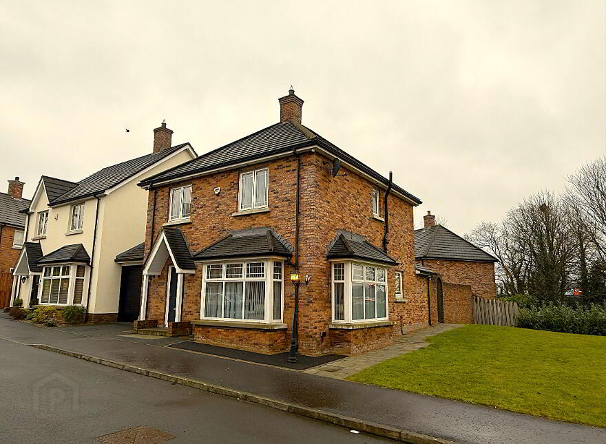 1 Cottars Chase, Lisburn, BT28 2SB