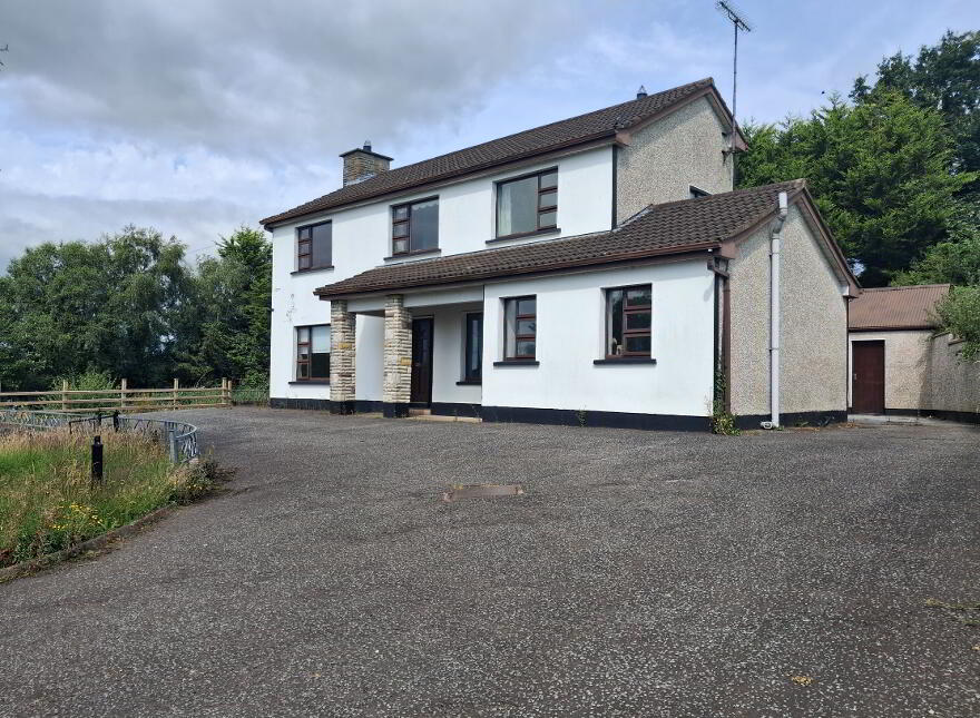 20 Millhill Road, Newtownbutler, BT92 8GN