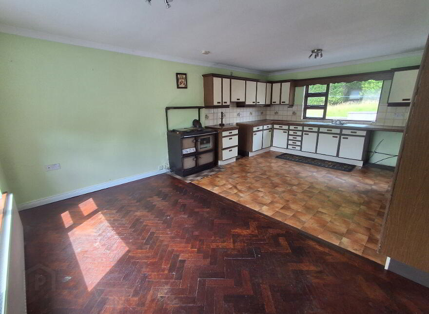 20 Millhill Road, Newtownbutler, BT92 8GN
