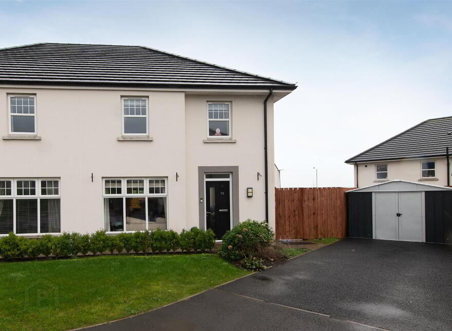 38 Ashbourne Manor, Carrickfergus, BT38 8PB