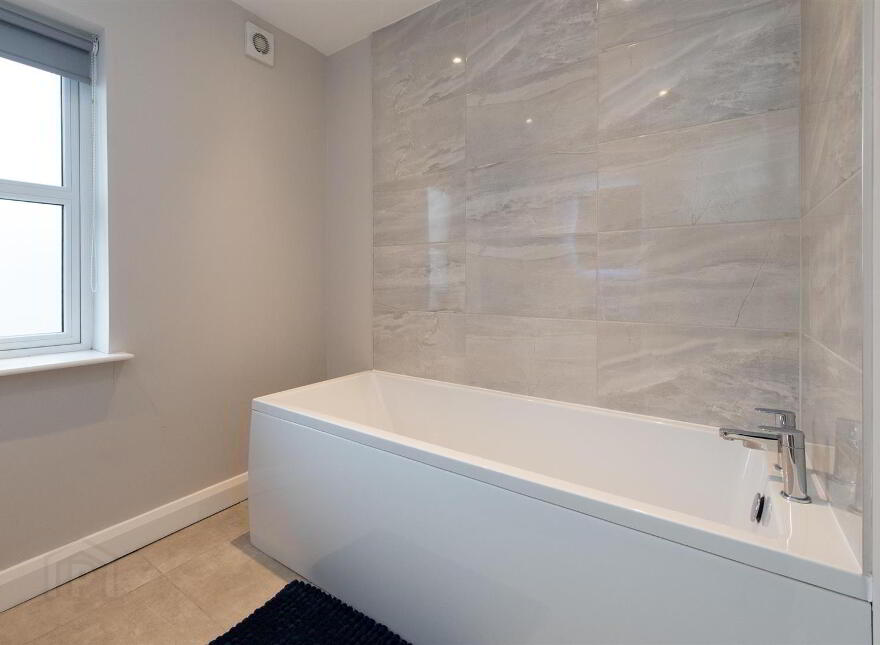 38 Ashbourne Manor, Carrickfergus, BT38 8PB