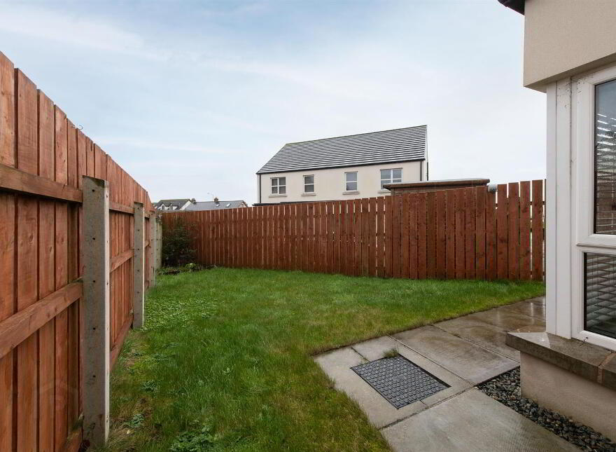 38 Ashbourne Manor, Carrickfergus, BT38 8PB