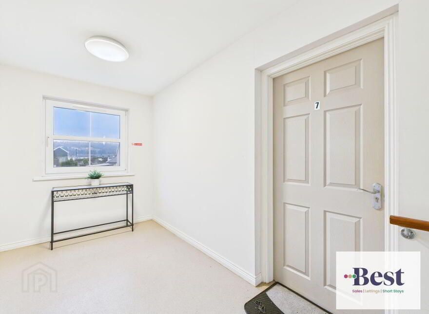 Apartment 7 96-98 Glenarm Road, Larne, BT40 1DS