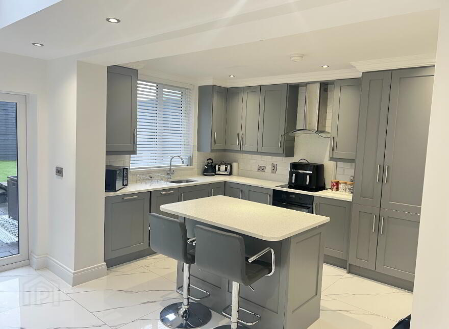 4 Abbey Yard, Newry, BT34 2EG