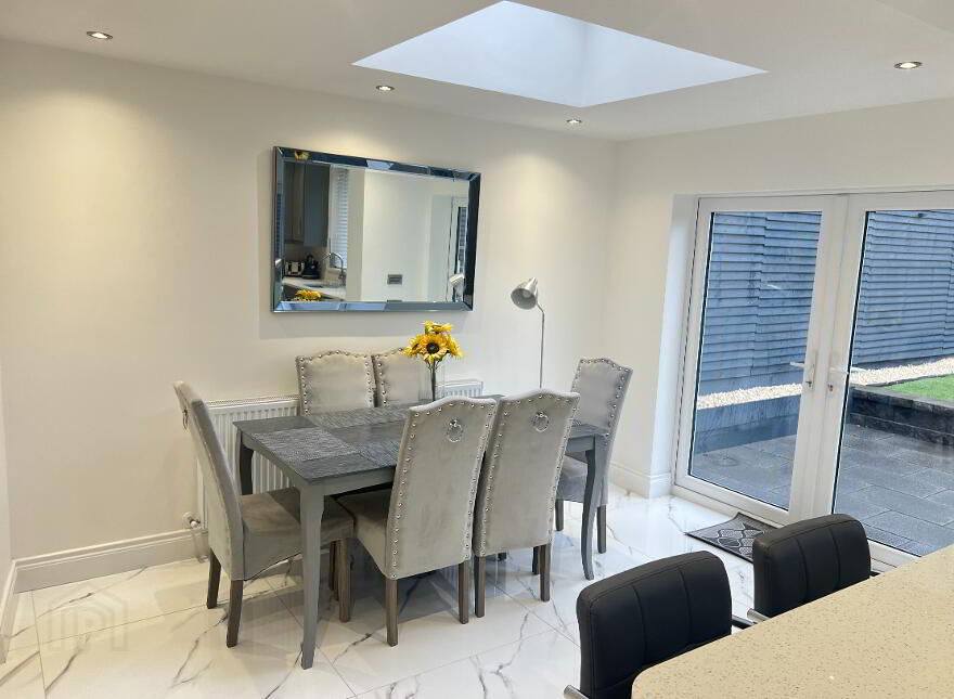 4 Abbey Yard, Newry, BT34 2EG