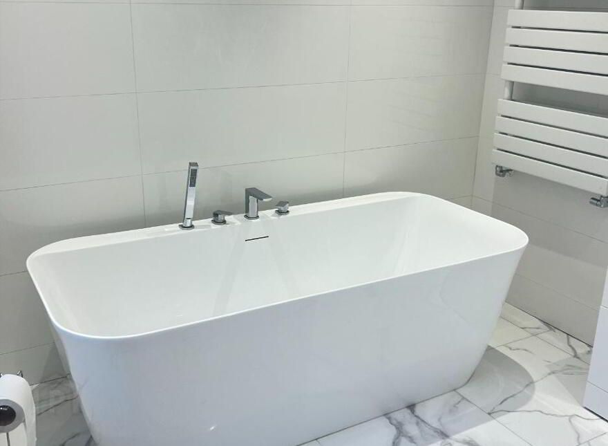 4 Abbey Yard, Newry, BT34 2EG