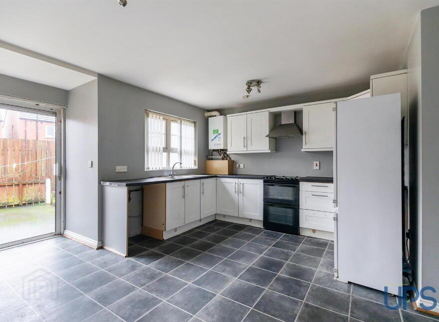 5 Dunmurry Close, Belfast, BT17 0FW