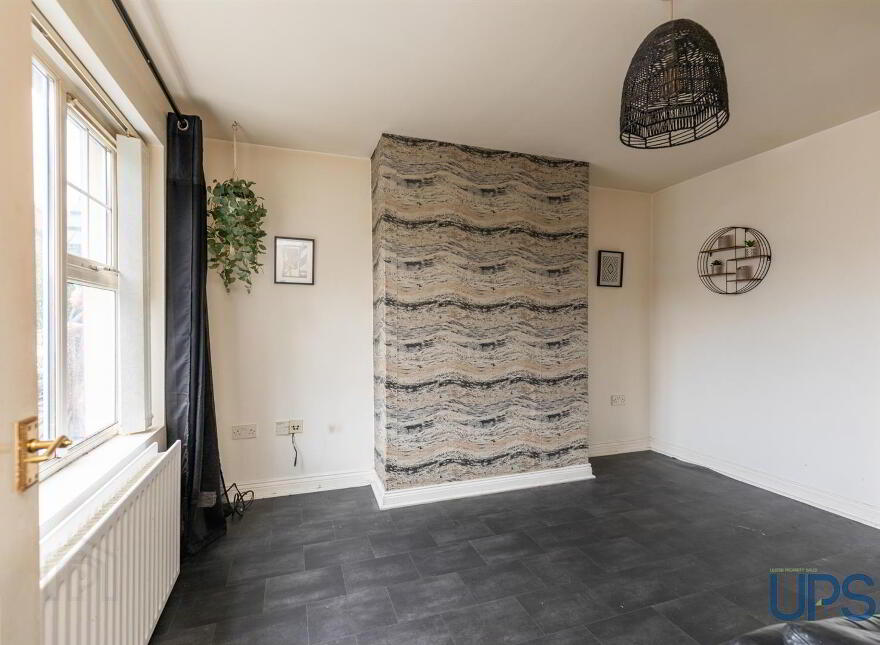 5 Dunmurry Close, Belfast, BT17 0FW