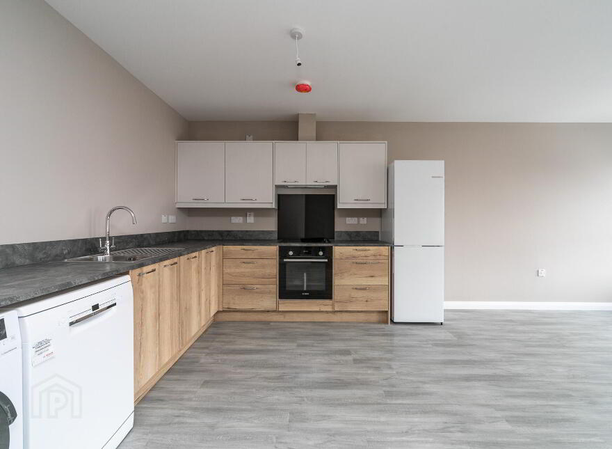 Apt 3 Moat House, 971-973 Upper Newtownards Road, Dundonald, Belfast, BT16 1RL