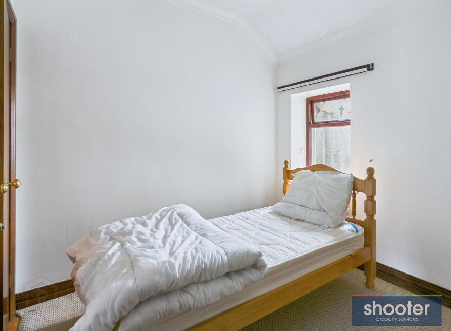 17 College Square Bessbrook, Newry, BT35 7DH
