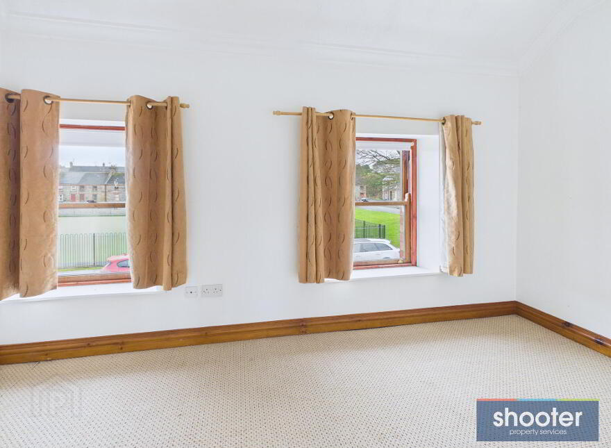17 College Square Bessbrook, Newry, BT35 7DH