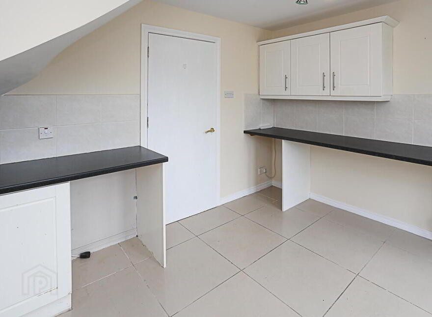 5 Kinnegar Close, Holywood, BT18 9JH