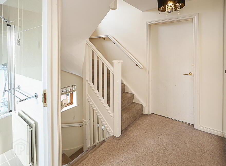 5 Kinnegar Close, Holywood, BT18 9JH