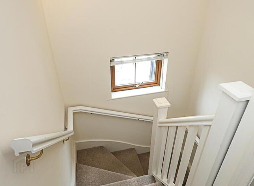 5 Kinnegar Close, Holywood, BT18 9JH