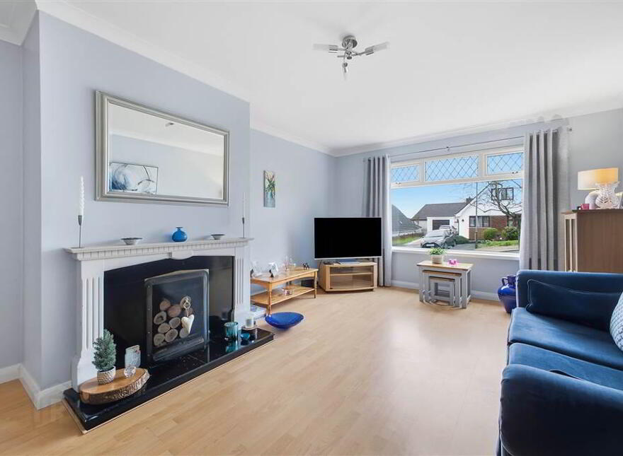 20 Cairnmore Crescent, Lisburn, BT28 2QE