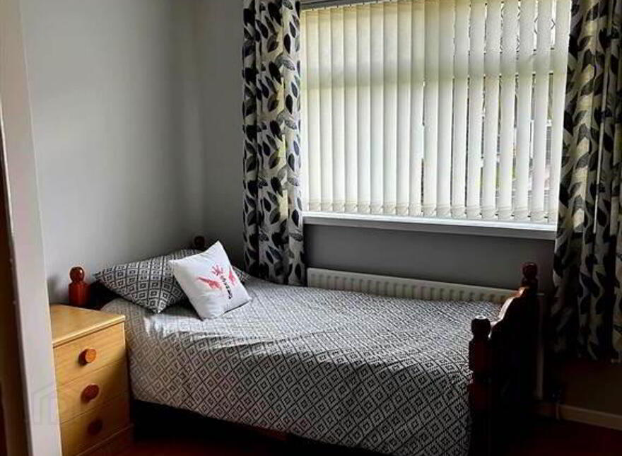 20 Cairnmore Crescent, Lisburn, BT28 2QE
