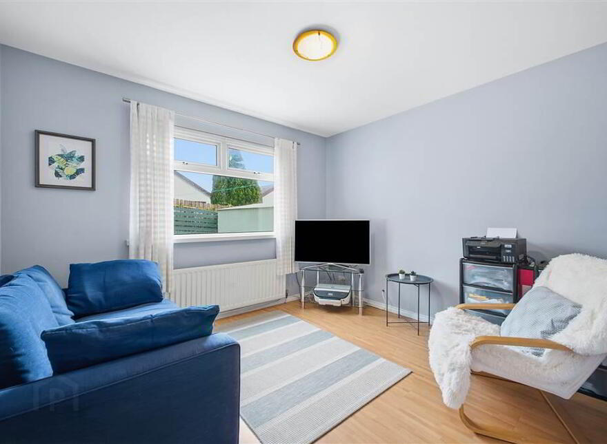 20 Cairnmore Crescent, Lisburn, BT28 2QE