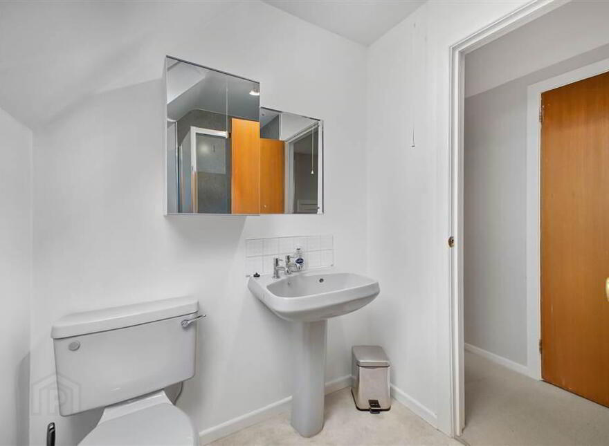 20 Cairnmore Crescent, Lisburn, BT28 2QE