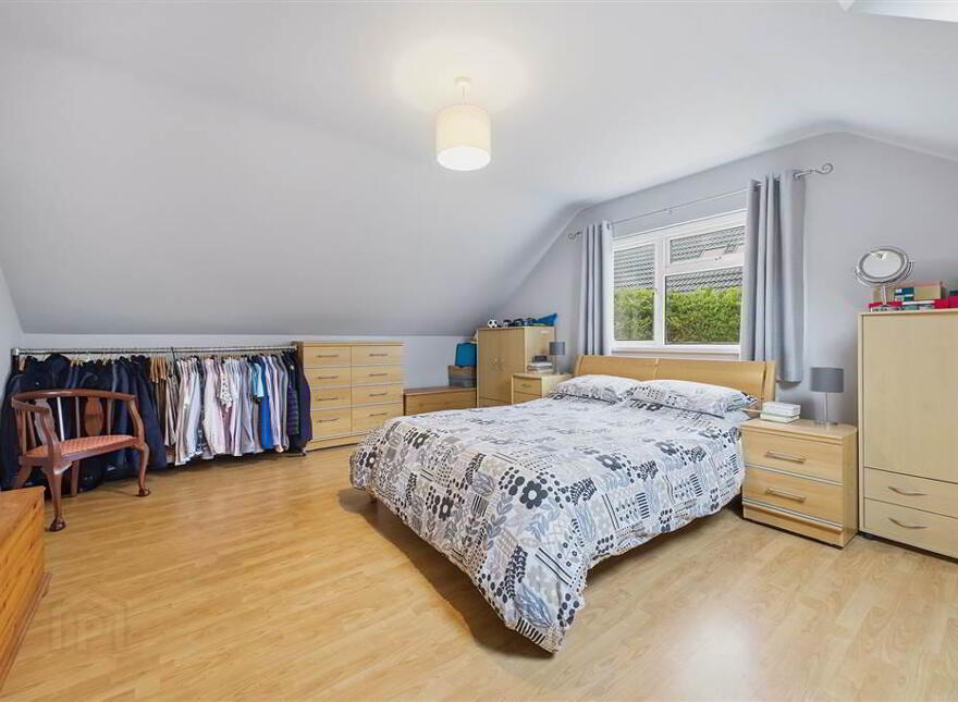 20 Cairnmore Crescent, Lisburn, BT28 2QE