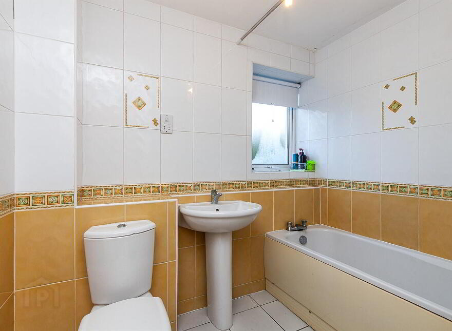 1b Musgrave Manor, 55 Stockmans Way, Belfast, BT9 7GG