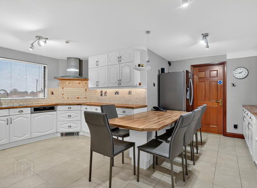 20 Tully Road, Nutts Corner, Crumlin, BT29 4SW