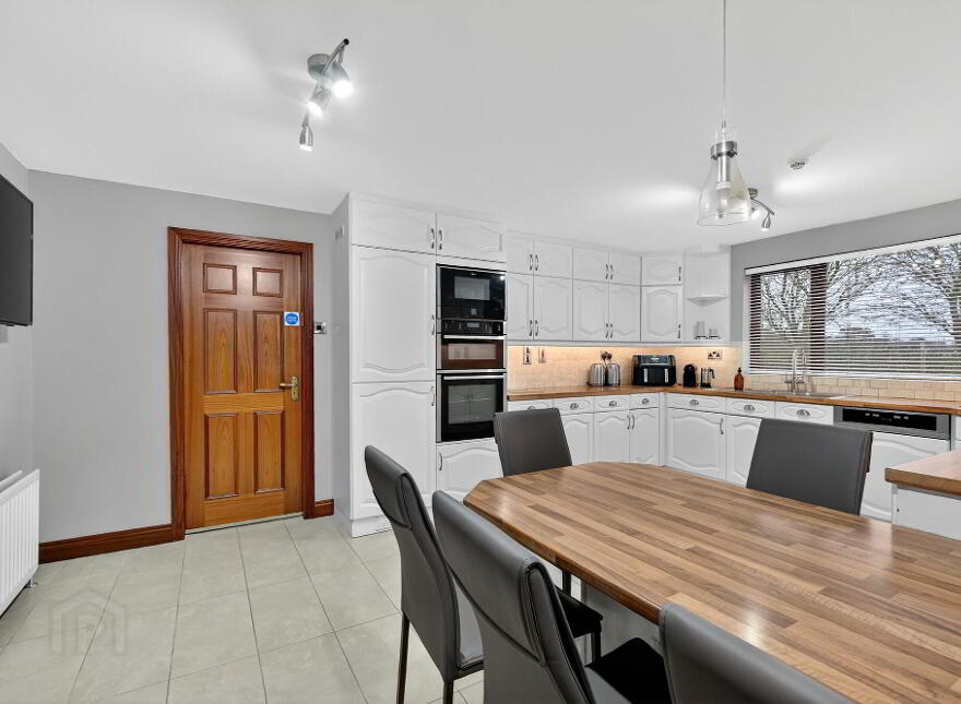 20 Tully Road, Nutts Corner, Crumlin, BT29 4SW