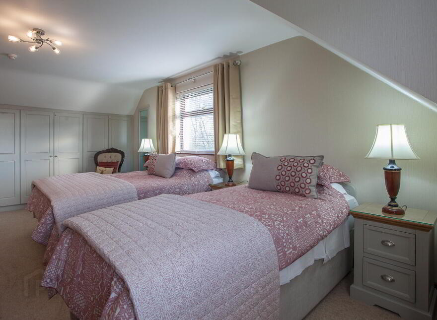20 Tully Road, Nutts Corner, Crumlin, BT29 4SW