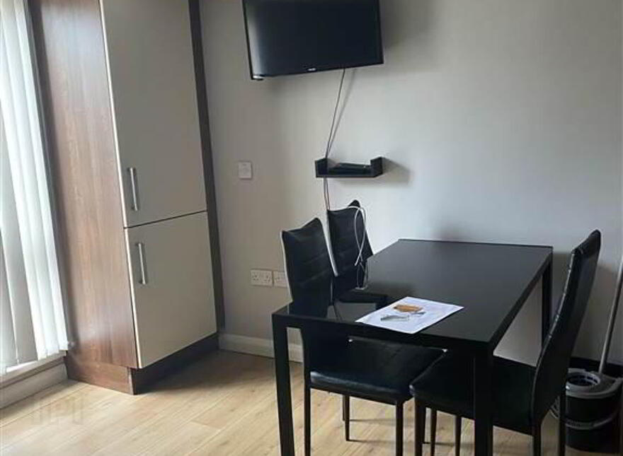 Flat 3, 78 Fitzroy Avenue, Belfast, BT7 1HX