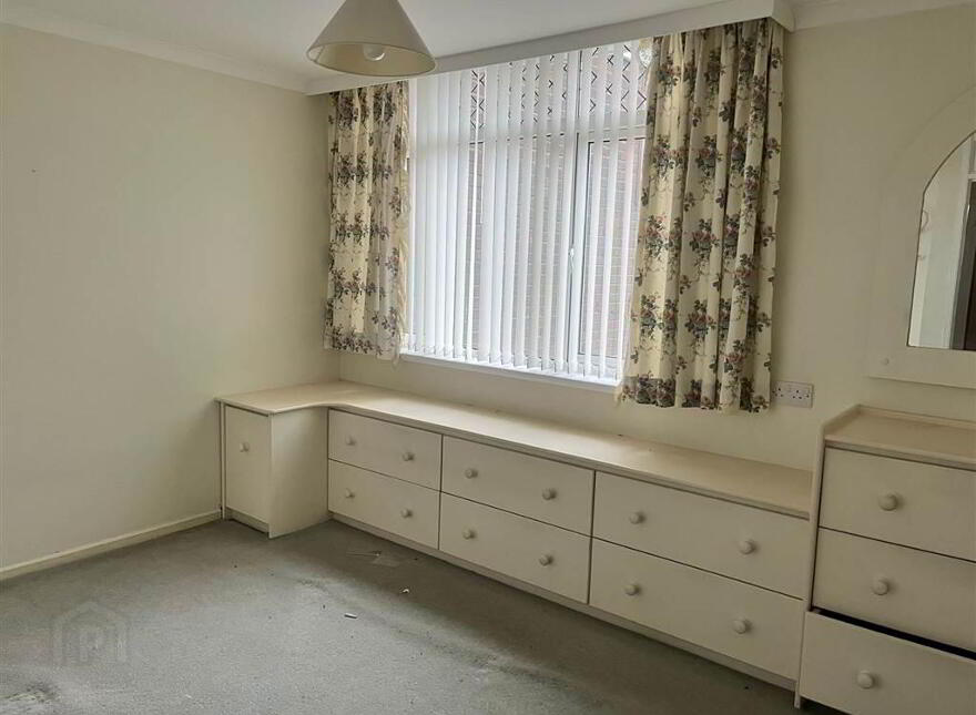 204F Upper Lisburn Road, Belfast, BT10 0LA