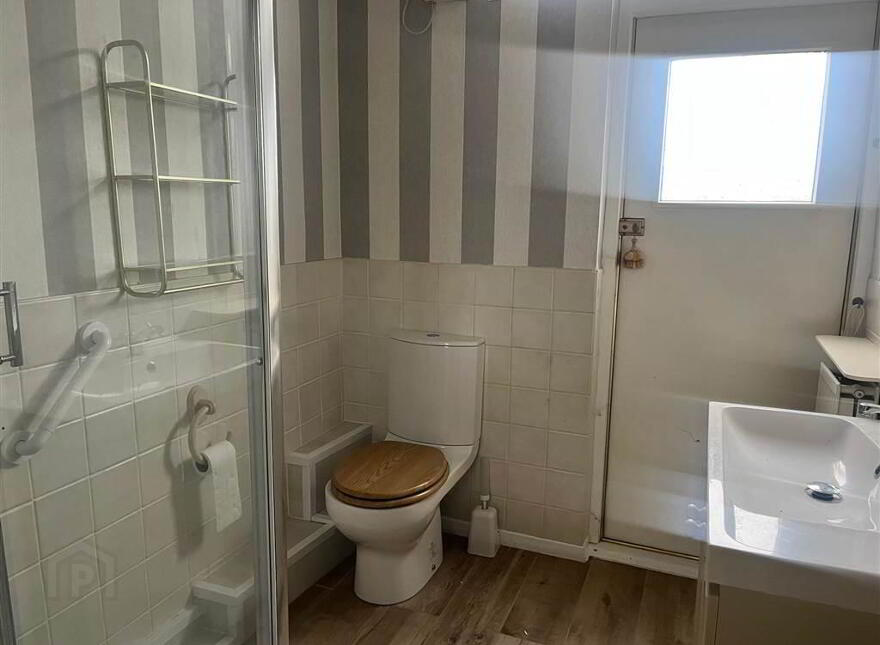 204F Upper Lisburn Road, Belfast, BT10 0LA