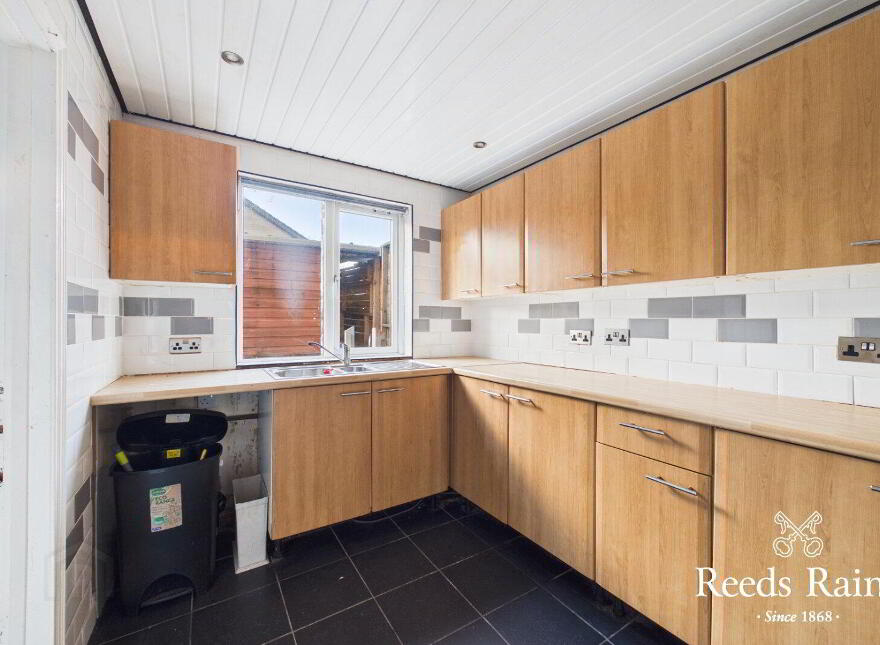 6 Midland Terrace, Belfast, BT15 1FB
