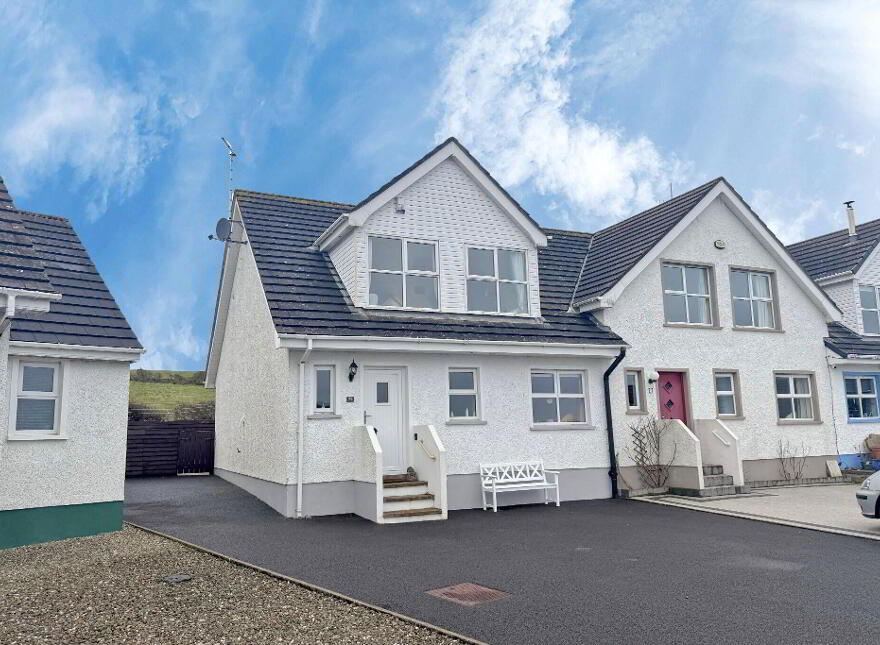 29 Benbane Park, Portballintrae, BT57 8BP