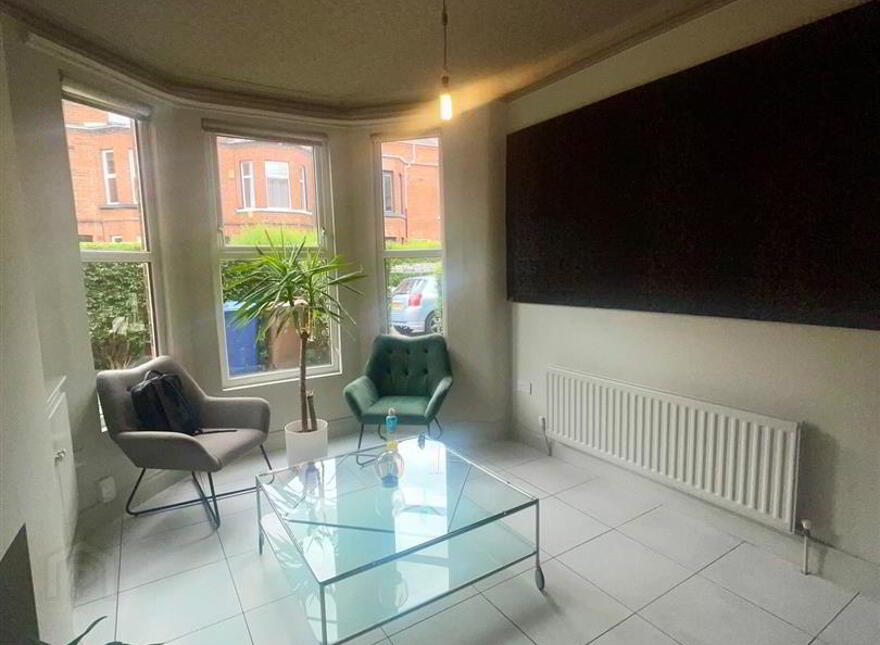 34 Oakland Avenue, Belfast, BT4 3BX