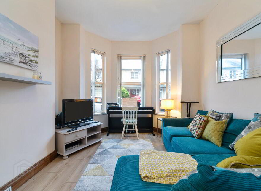 71 Dunluce Avenue, Belfast, BT9 7AW