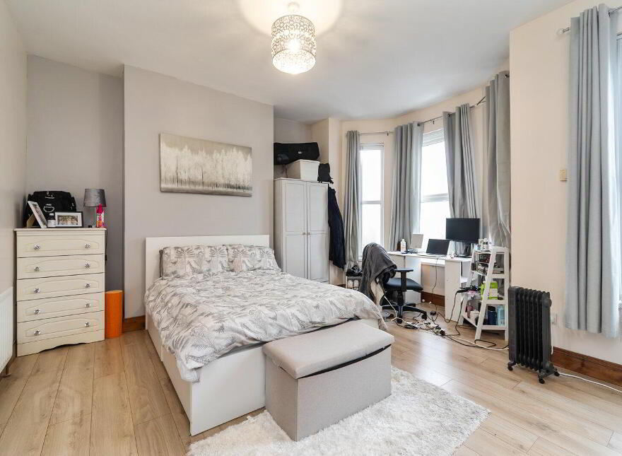 71 Dunluce Avenue, Belfast, BT9 7AW