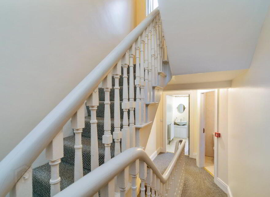 71 Dunluce Avenue, Belfast, BT9 7AW