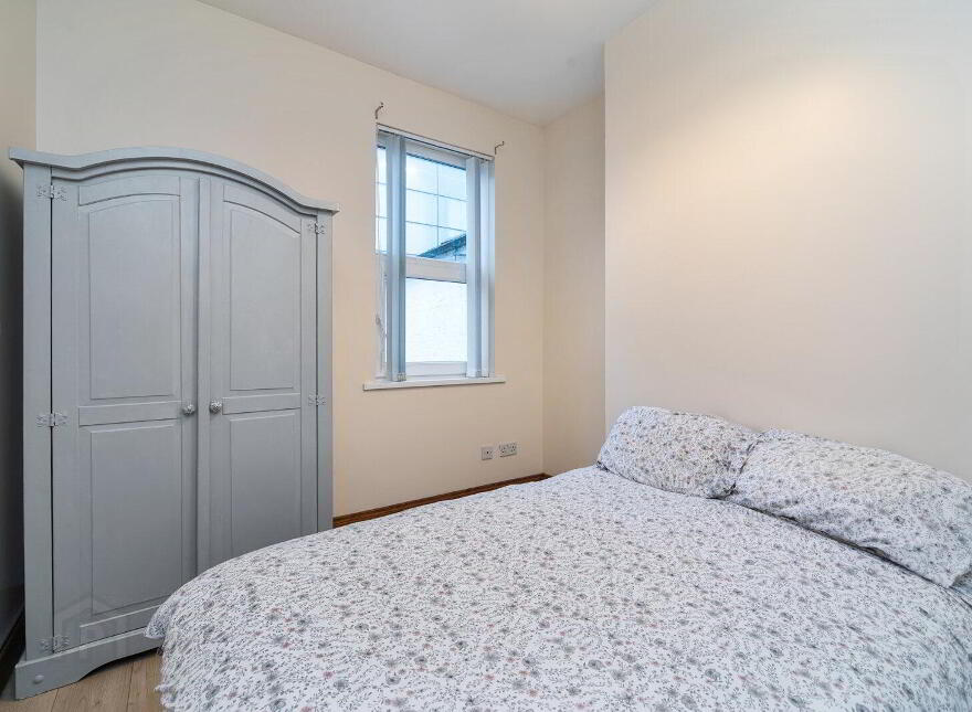 71 Dunluce Avenue, Belfast, BT9 7AW